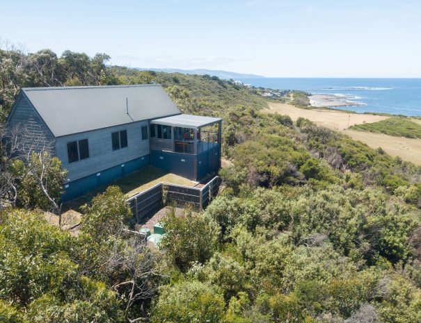 Reef Cottage with Beach and Marengo